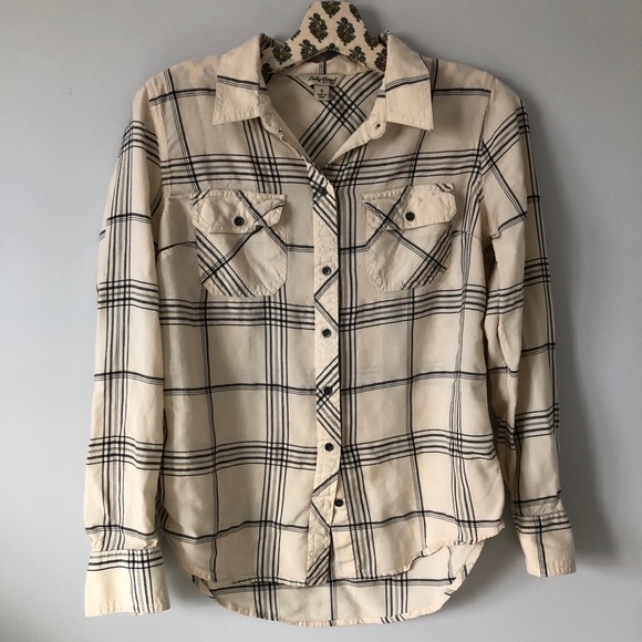 Lucky Brand Tops - Lucky brand Plaid button down long sleeve shirt